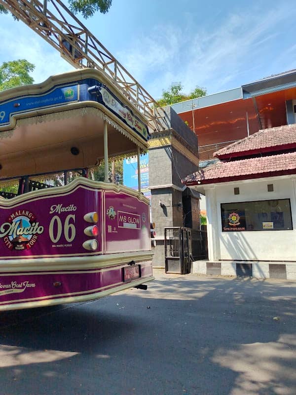 Halte Bus Macito (Malang City Tour) - Image 2