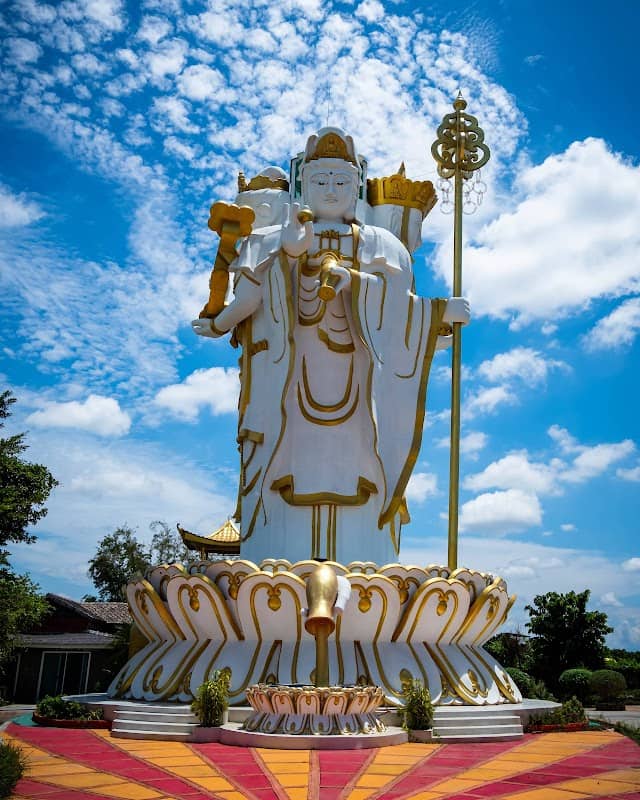 อุทยานพระโพธิสัตว์4พระองค์ - Image 1
