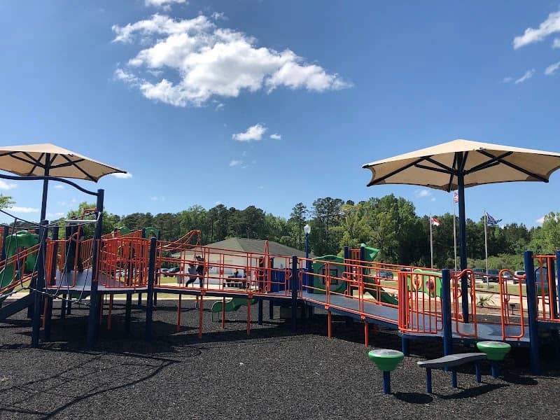 Creekside Park - Image 1