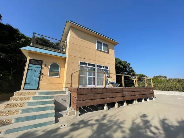 Itoshima Beach House - Image 1