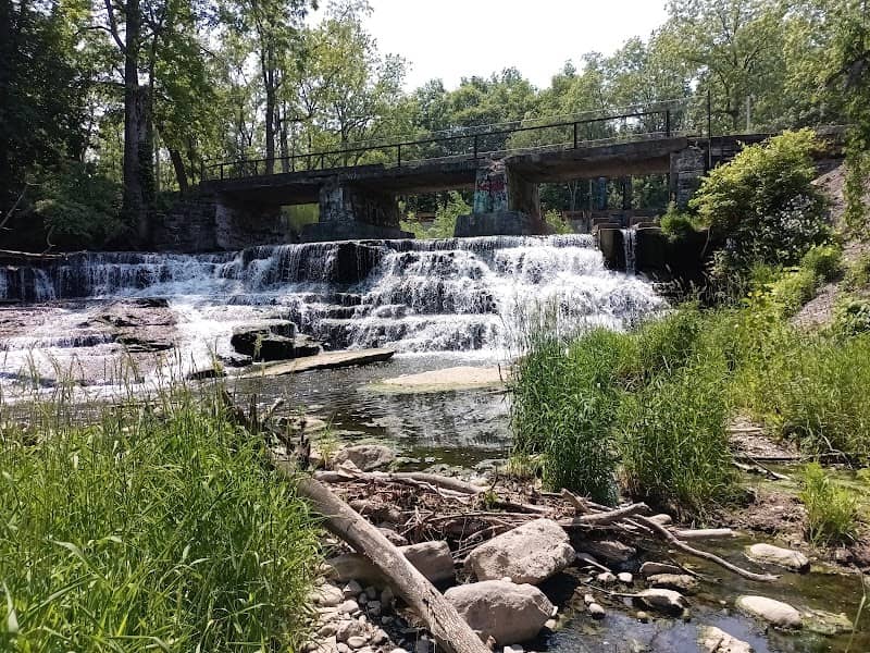 Papermill Park - Image 2