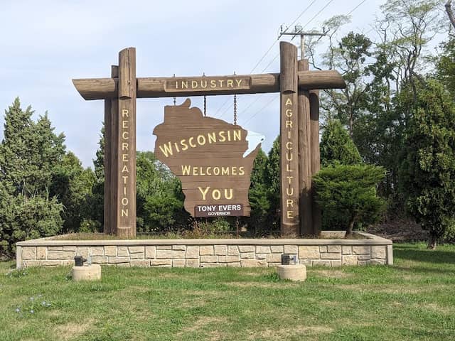 “Wisconsin Welcomes You” Sign - Image 1