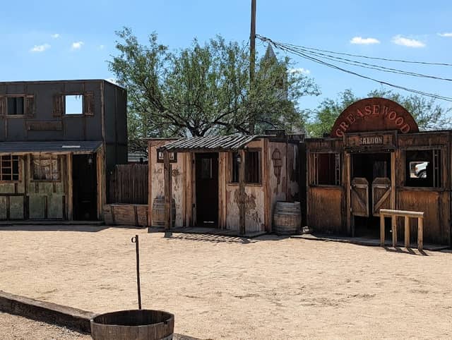 Frontier Town - Image 1