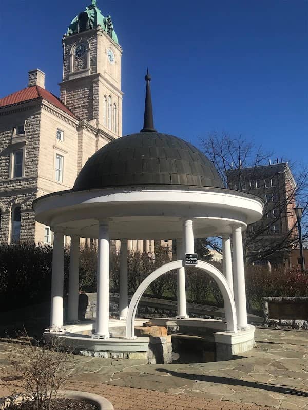 Court Square Gazebo - Image 1