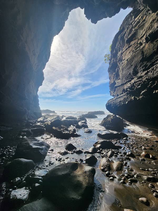 Cueva El Zonte - Image 1