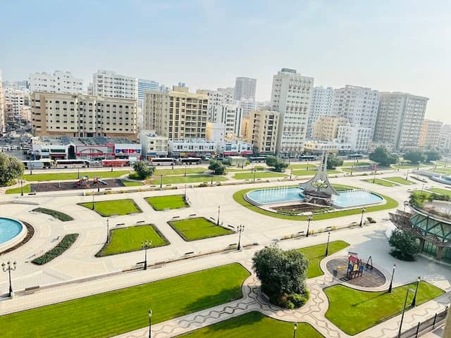 Rolla Square Park - Image 1