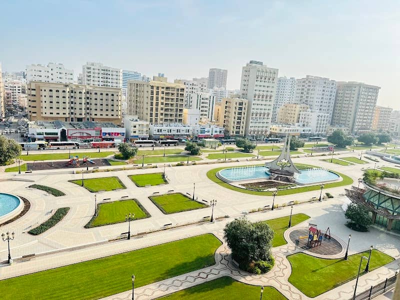 Rolla Square Park - Image 1