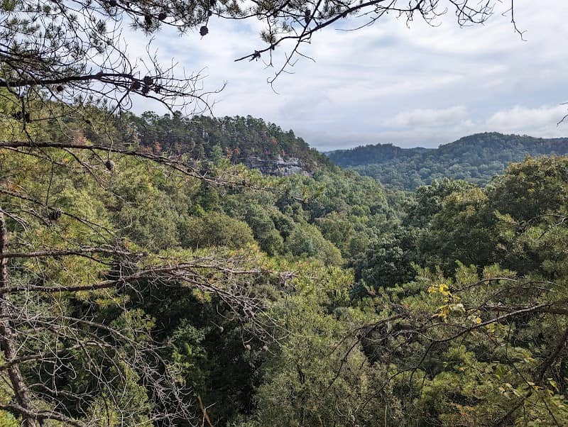 Whites Branch Arch trailhead - Image 1