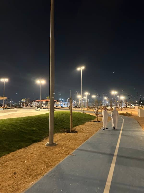 Al Khazna Park - Image 1
