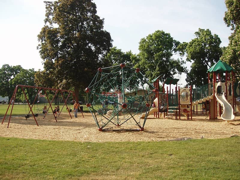 Jefferson Park - Image 1