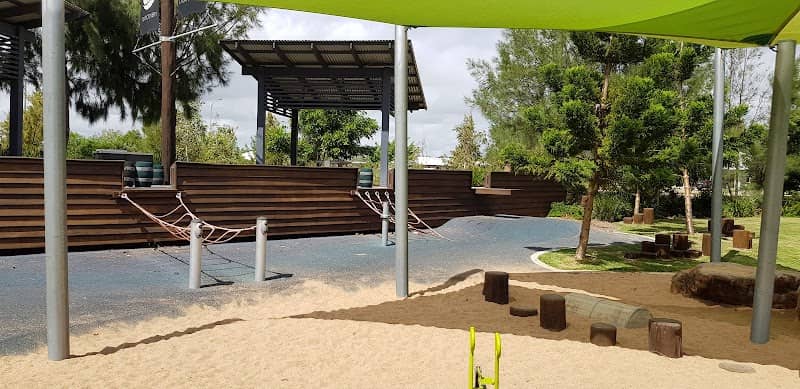 Discovery Park - Image 1