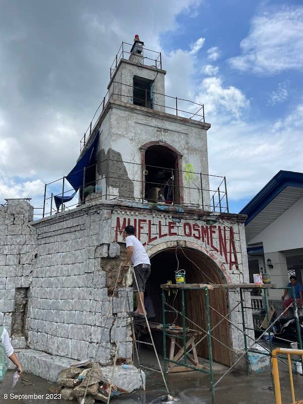 Muelle Osmeña Lighthouse - Image 2