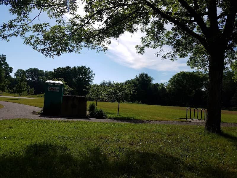 Lions Park - Image 2