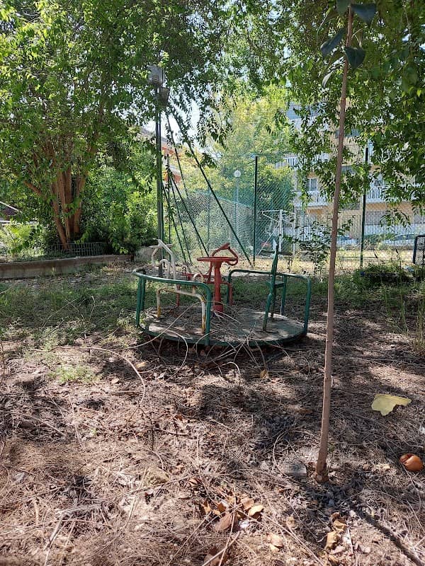 Green Park - Image 1