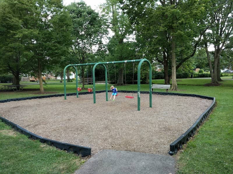 Hunt Park - Image 1