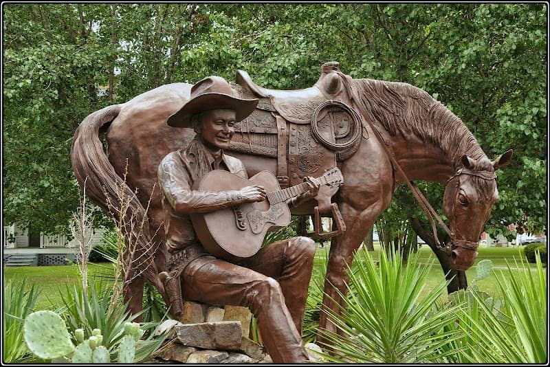 Tex Ritter Museum - Image 2