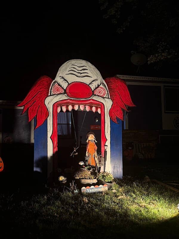 Tomlinson Halloween - Image 1