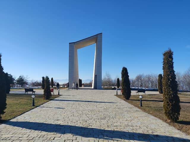 Varrezat e Dëshmorëve - Kleçkë - Image 2
