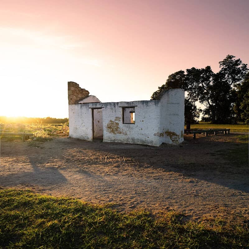 Perry's Paddock - Image 2