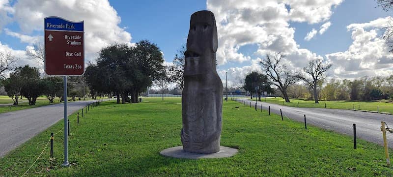 Easter Island Moai Sculpture - Image 1
