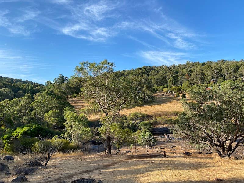 Thompson Pool Reserve - Image 1