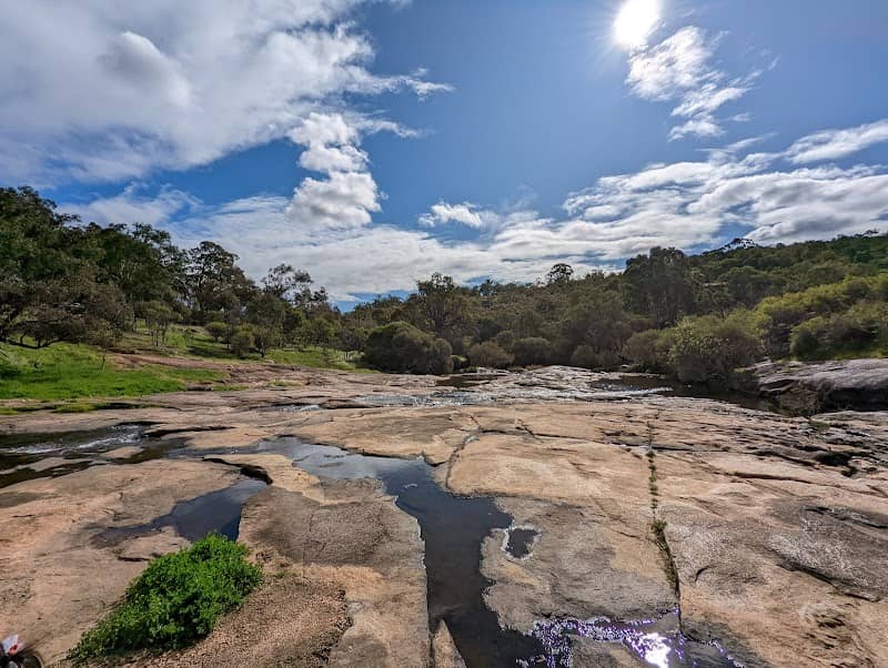 Thompson Pool Reserve - Image 2