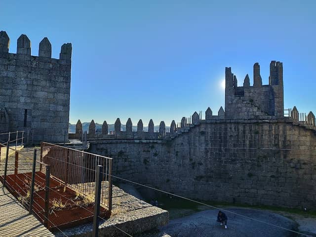 Guimarães Castle - Image 3