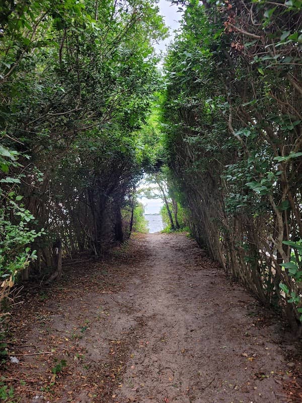 Public Beach Access - Sunset Ln - Image 1