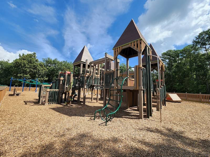 Kidsville Playground - Image 1