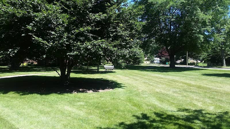 Allan Weissburg Park - Image 1