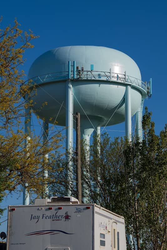 West La Salle Water Tower - Image 1