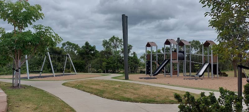 Harris Crossing Main Park - Image 2