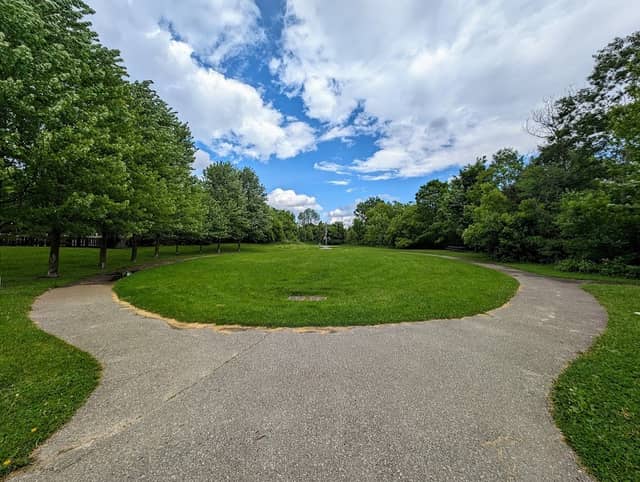 Bridgeview Park - Image 1