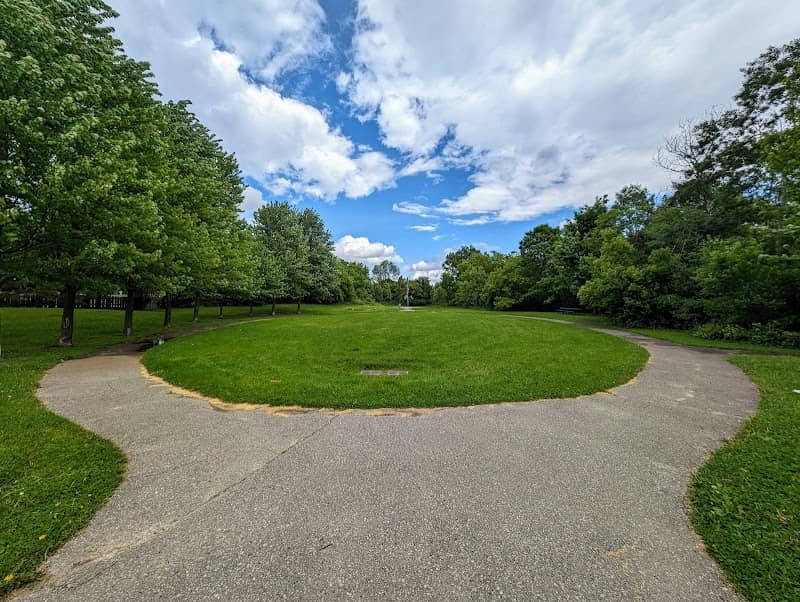 Bridgeview Park - Image 1