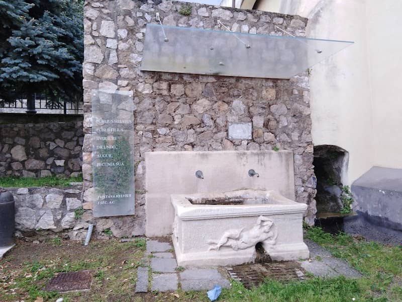 Fontana Helvius - Image 1