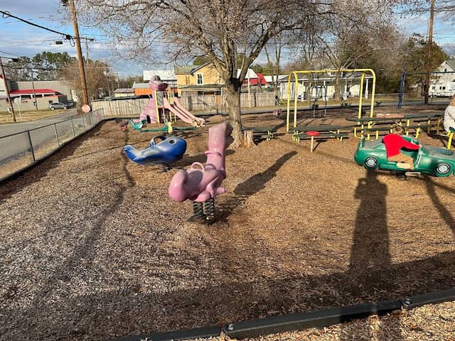 Keysville Tower Park - Image 2