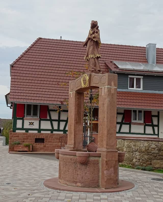 Nepomuk-Brunnen - Image 1