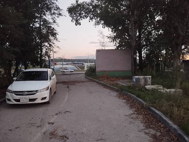 Skver Molodozhenov - Image 2
