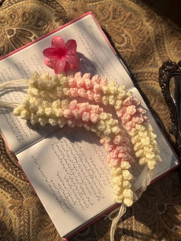 Scrunchies_on_top - Image 1