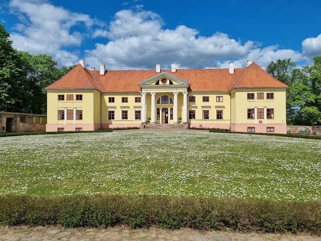 Durbe Manor - Image 1