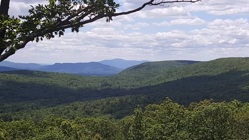 Mahanna Cobble Reserve Trailhead - Image 1