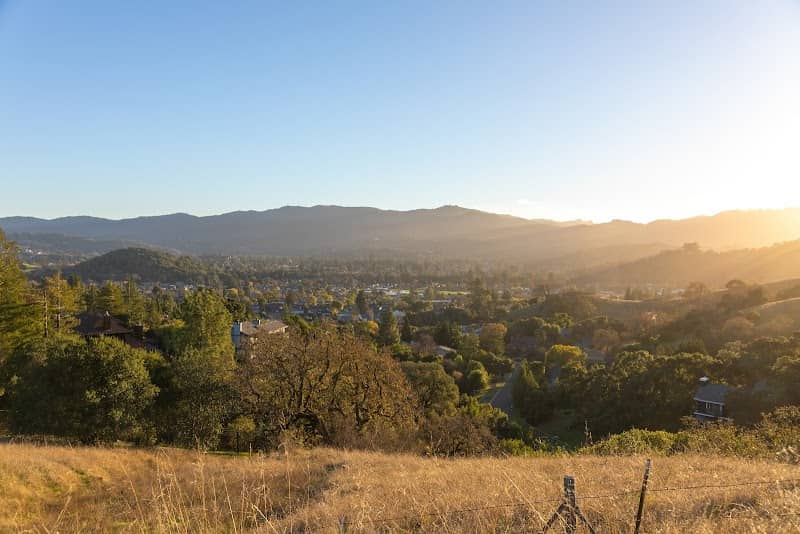 Dwarf Oak Trail Trailhead (Mount Burdell) - Image 2