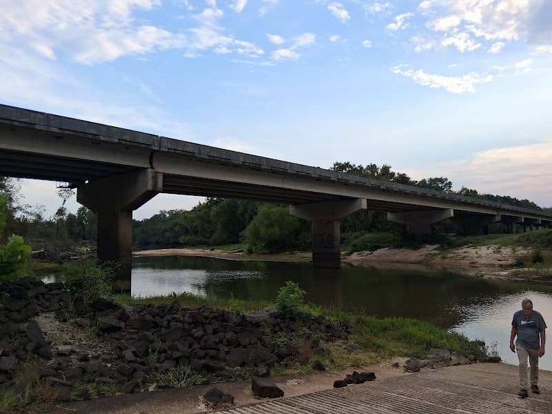 Saline River fishing and boat launch - Image 1