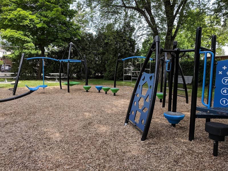 Joseph-Paré Park - Image 1