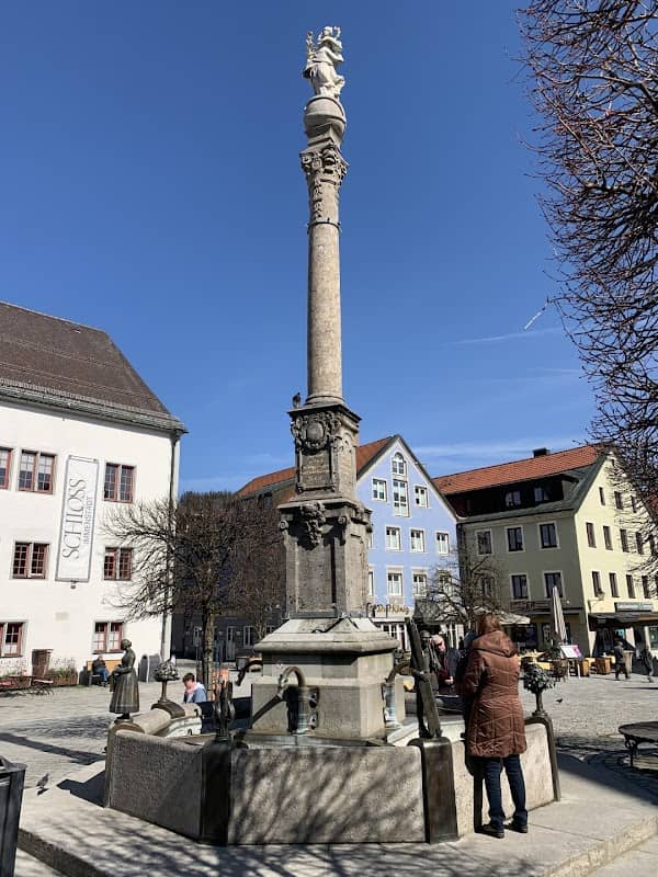 Marienbrunnen, Immenstadt im Allgäu - Bonifatius Stirnberg (1988) - Image 1