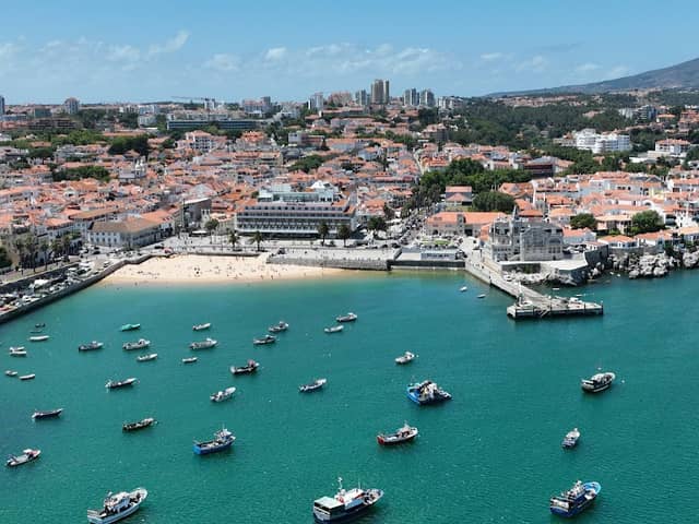 Praia da Ribeira - Image 2
