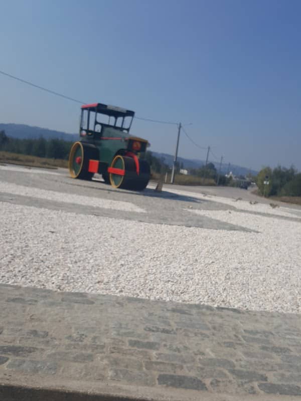 Monumento de Homenagem aos Trabalhadores Do Munícipio - Image 2