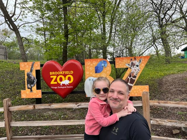 Brookfield Zoo Welcome Sign and Statue - Image 1