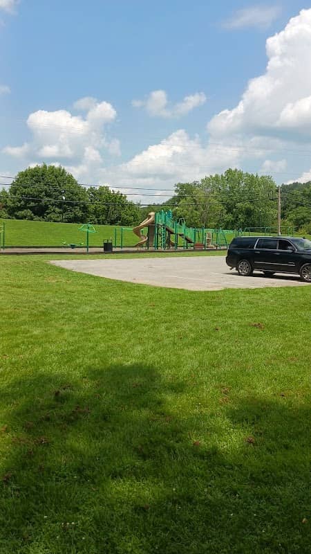 West liberty park - Image 1