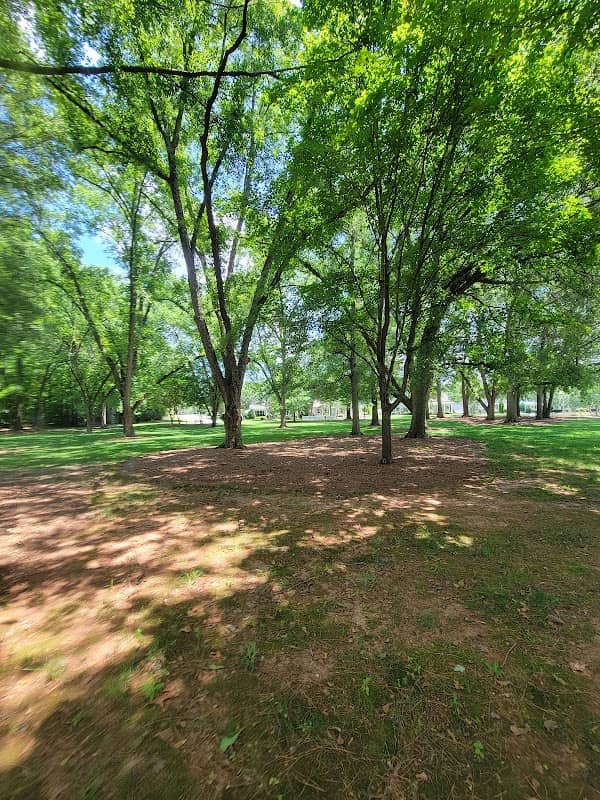 Pecan Park - Image 1